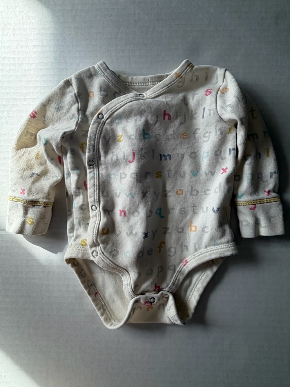 Pehr Baby Organic Cotton Alphabet Wrap Bodysuit 6-12M